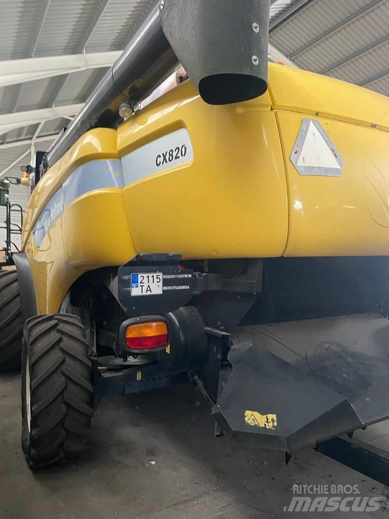 New Holland CX 820 Θεριζοαλωνιστικές μηχανές