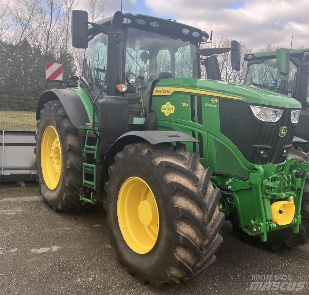 John Deere 6R 250 Τρακτέρ