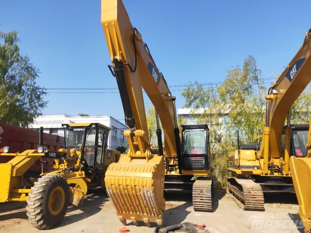 CAT 330 D Εκσκαφείς με ερπύστριες