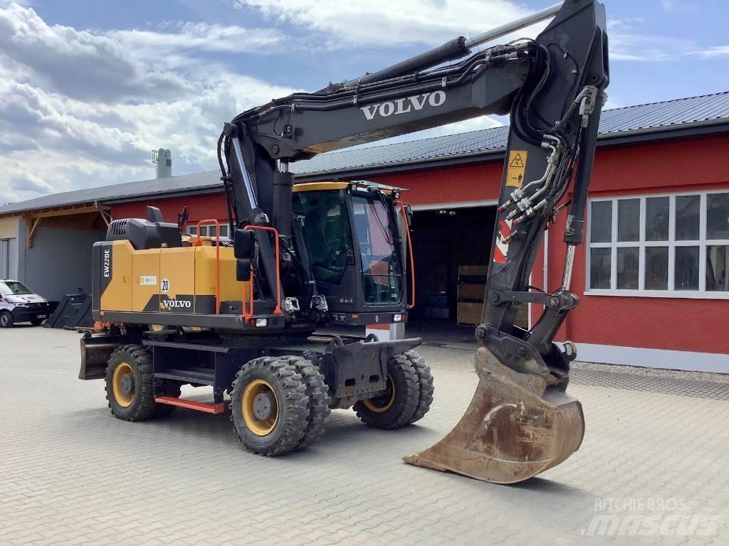 Volvo EW 220 E Εκσκαφείς με τροχούς - λάστιχα