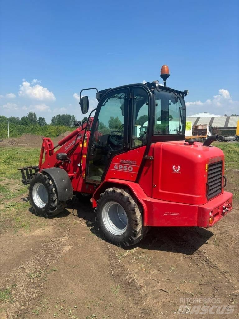 Schäffer 4250 Μίνι φορτωτές