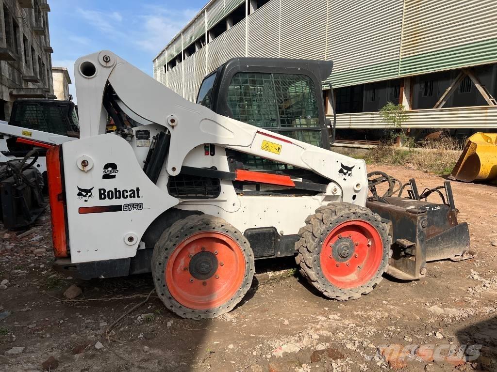 Bobcat S750 Φορτωτάκια