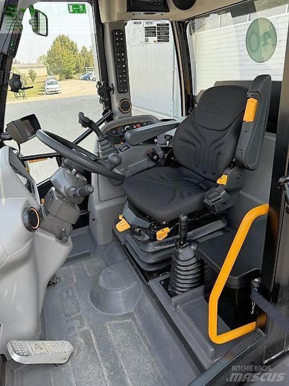 JCB tm 320 agri Φορτωτές με λάστιχα (Τροχοφόροι)