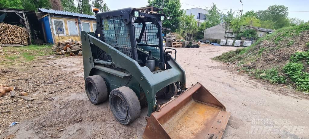 CAT 226 Φορτωτάκια