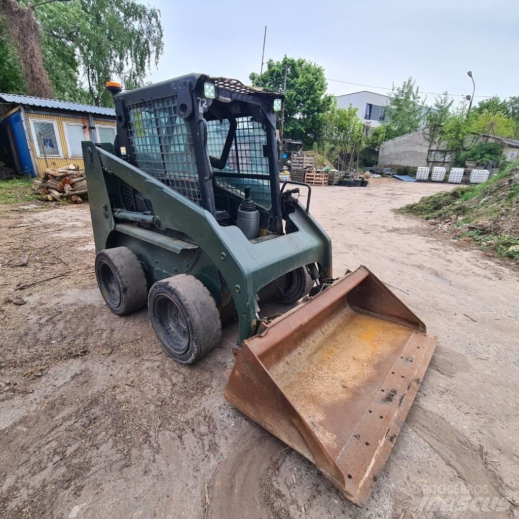CAT 226 Φορτωτάκια