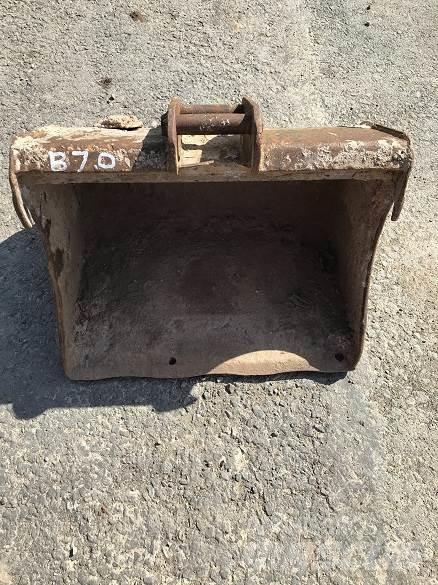  2' BUCKET, 30mm PINS Κουβάδες