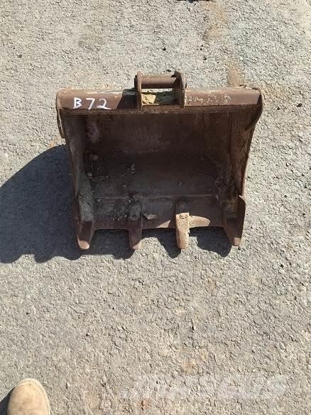  2' BUCKET, 30mm PINS Κουβάδες