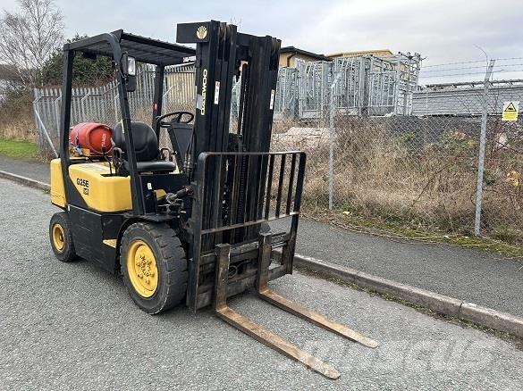 Daewoo G25E-3 Κατασκευές - Άλλα