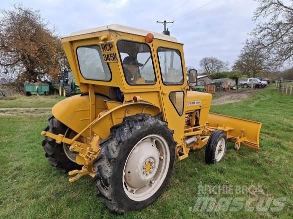 Ford 2000 TRACTOR Κατασκευές - Άλλα