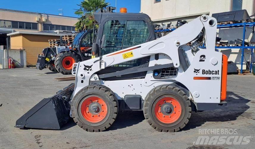 Bobcat S770HF Φορτωτάκια