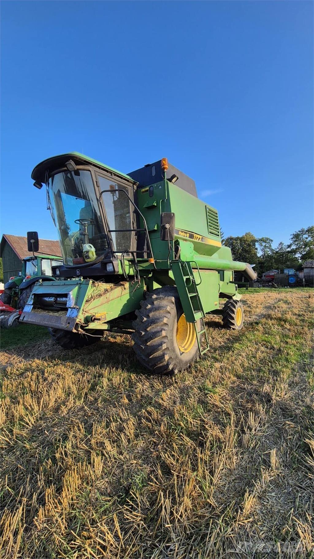 John Deere 1177 Θεριζοαλωνιστικές μηχανές