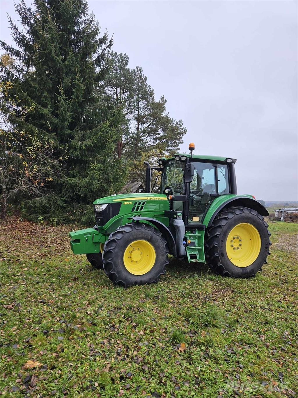 John Deere 6130M Τρακτέρ