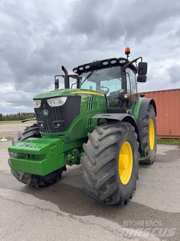 John Deere 6215R Τρακτέρ