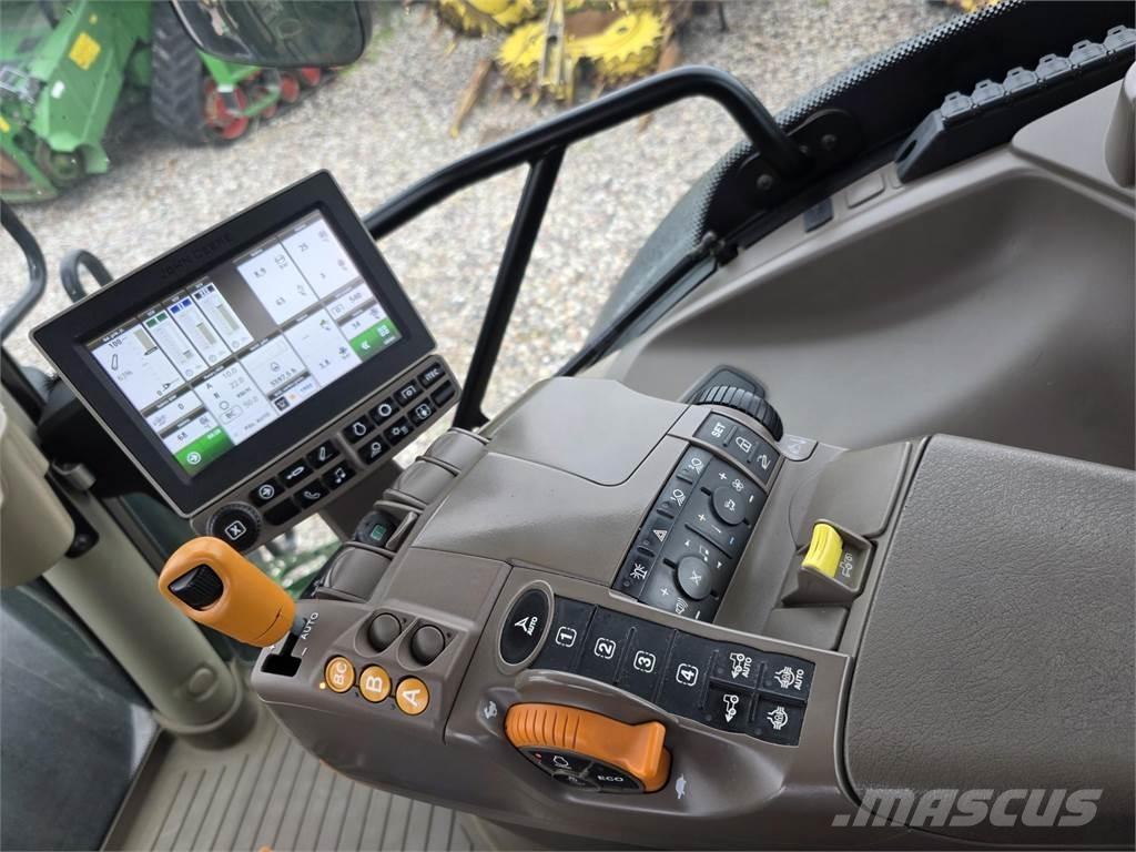John Deere 6215R Τρακτέρ