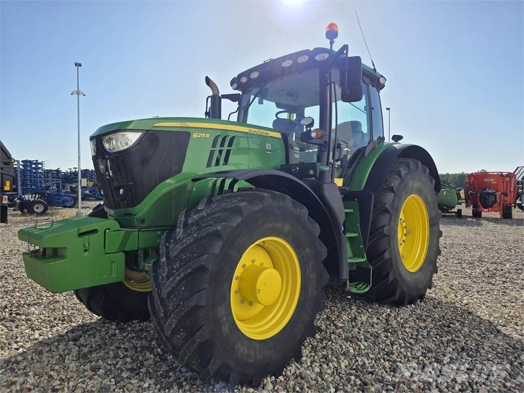 John Deere 6215R Τρακτέρ