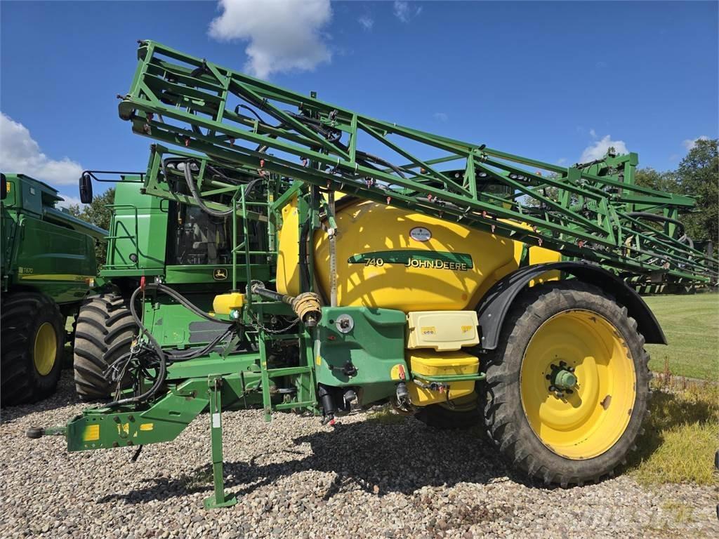 John Deere 740 Ρυμουλκούμενα ψεκαστικά