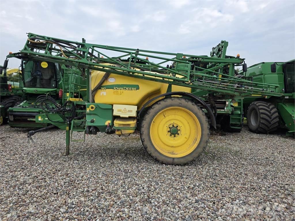 John Deere 740 Ρυμουλκούμενα ψεκαστικά