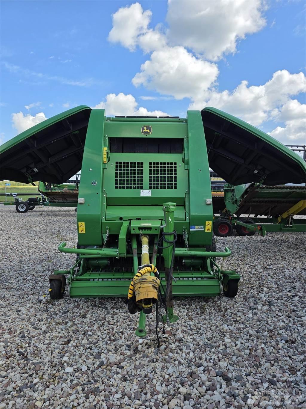 John Deere 854 Πρέσες κυλινδρικών δεμάτων