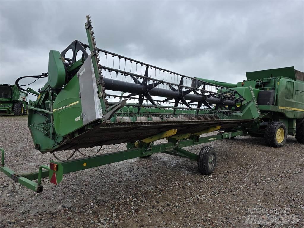 John Deere T670 Θεριζοαλωνιστικές μηχανές