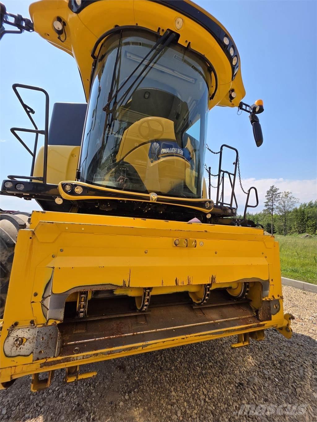 New Holland CX8.85 Θεριζοαλωνιστικές μηχανές