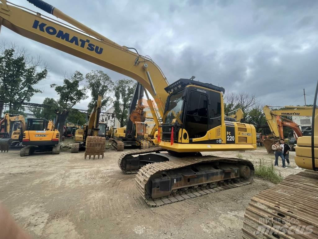 Komatsu PC 220 Εκσκαφείς με ερπύστριες