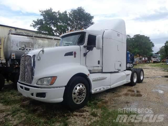 Kenworth T 660 Τράκτορες