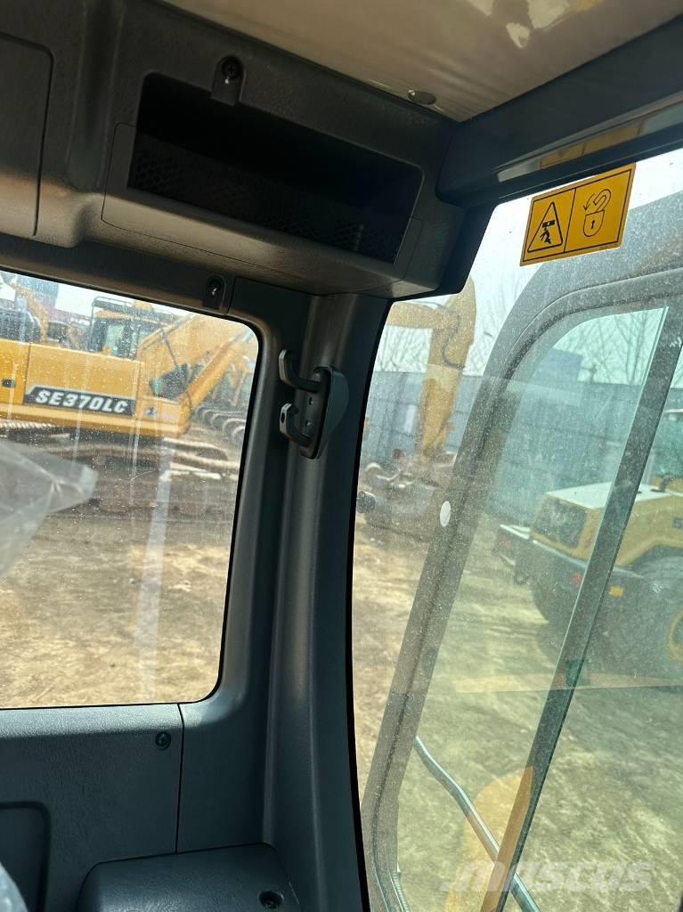 Hyundai 60 W Εκσκαφείς με τροχούς - λάστιχα