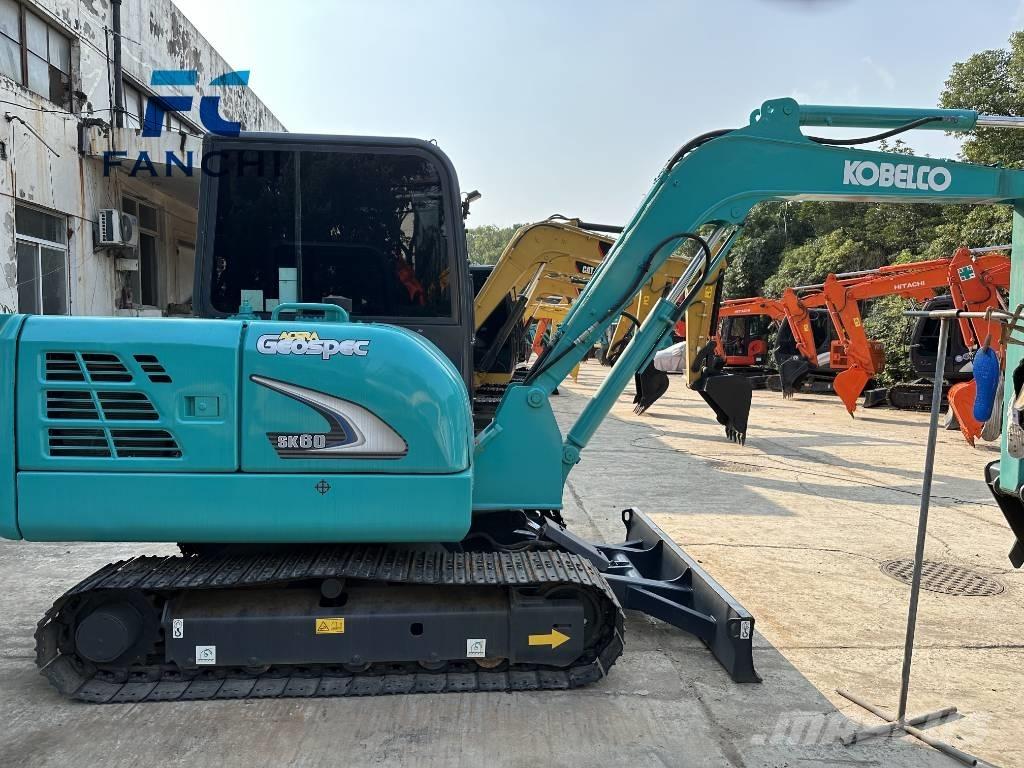 Kobelco SK 60 Εκσκαφείς με ερπύστριες