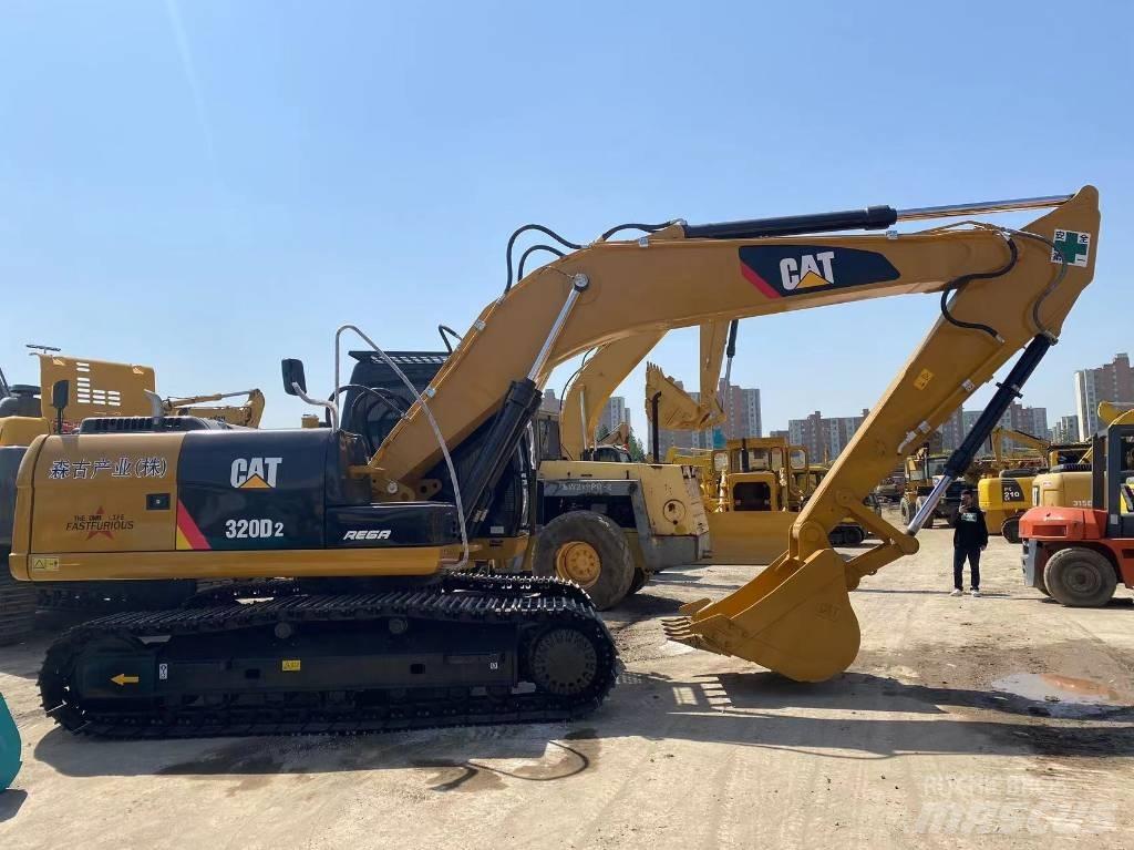 CAT 320 D 2 Μίνι εκσκαφείς 7t - 12t