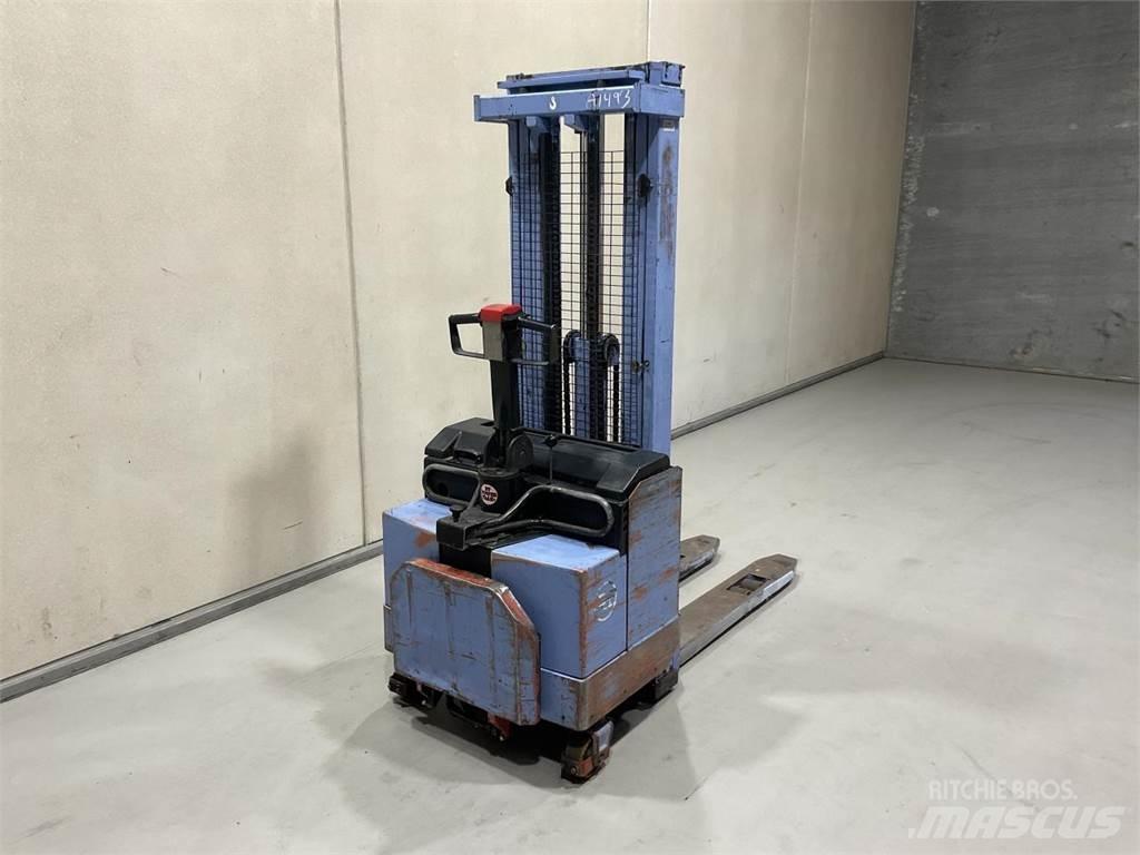 BT LSV 1250 E Ηλεκτρικά παλετοφόρα με ιστό