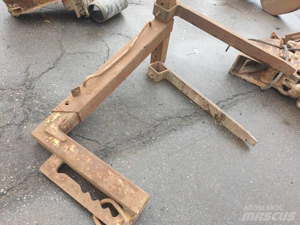  Frame with forks Δικράνες