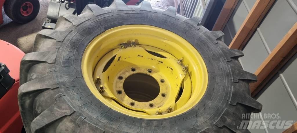 Michelin 14.9R24 Ελαστικά και ζάντες