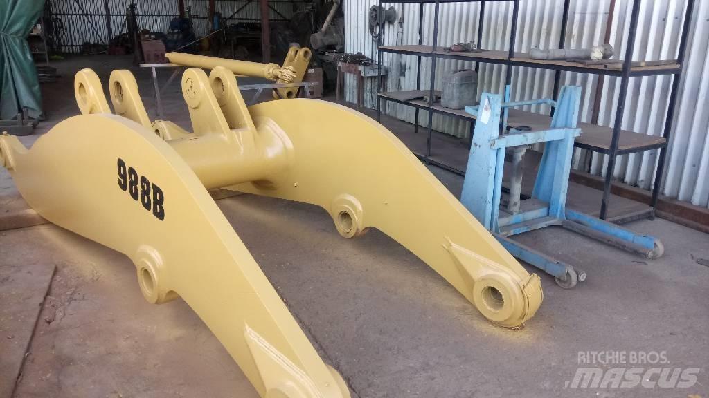 CAT 988 B Μπούμες και κουτάλες