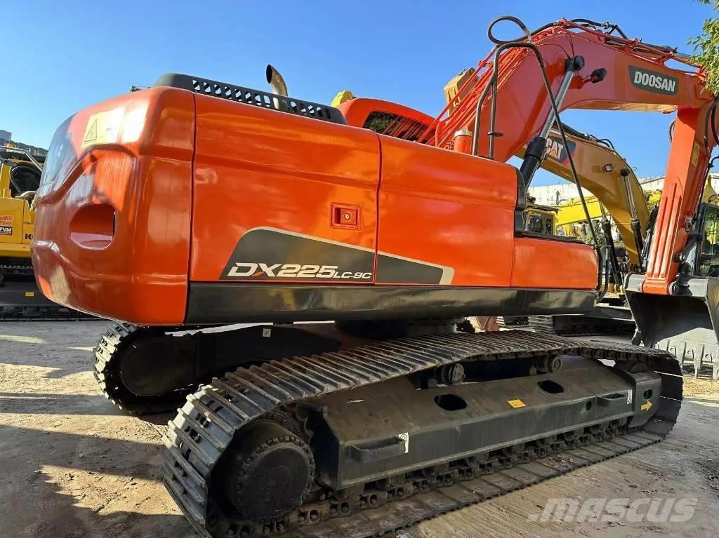 Doosan DX 225 LC Εκσκαφάκι (διαβολάκι) < 7t