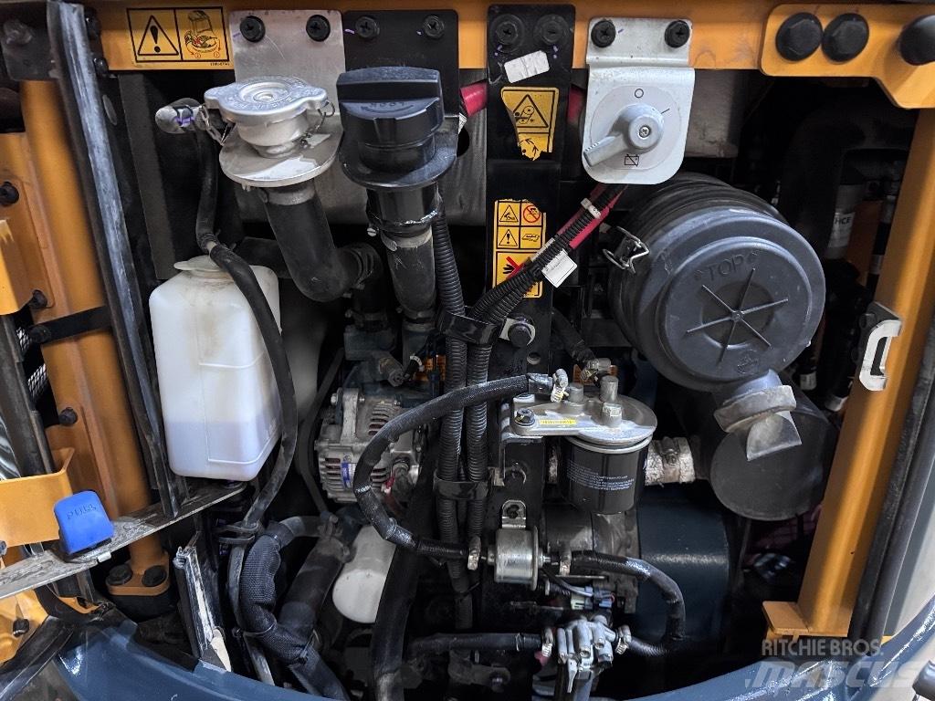 Hyundai R25Z-9 AK Εκσκαφάκι (διαβολάκι) < 7t