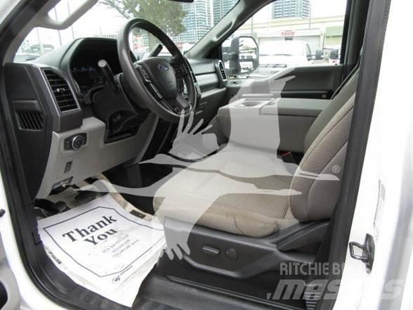 Ford F550 Φορτηγά Kαρότσα με ανοιγόμενα πλαϊνά