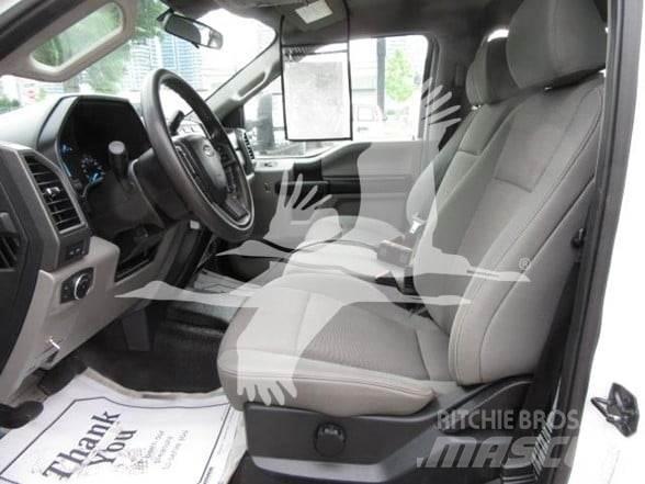 Ford F550 Φορτηγά Ανατροπή