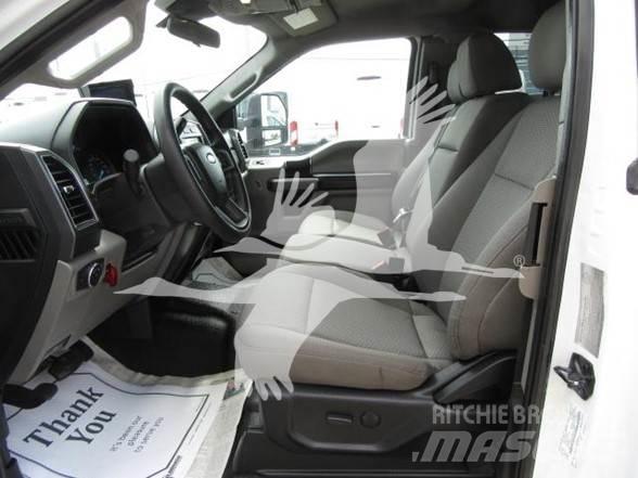 Ford F550 Φορτηγά Kαρότσα με ανοιγόμενα πλαϊνά
