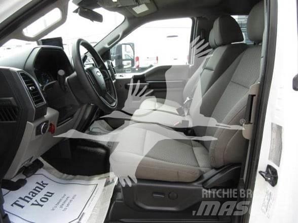 Ford F550 Φορτηγά Kαρότσα με ανοιγόμενα πλαϊνά