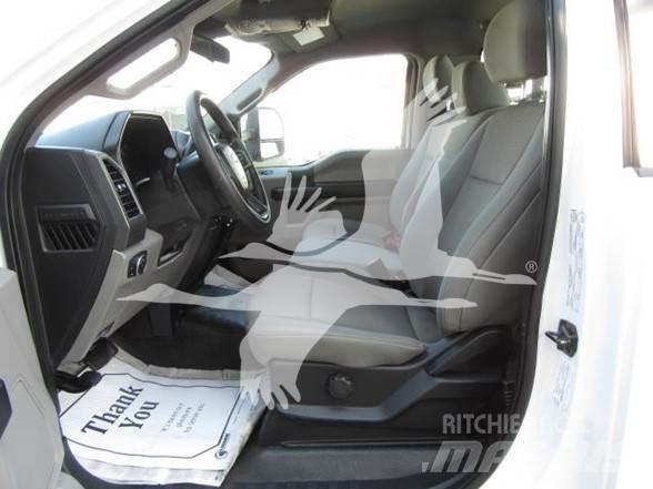 Ford F550 Φορτηγά Kαρότσα με ανοιγόμενα πλαϊνά