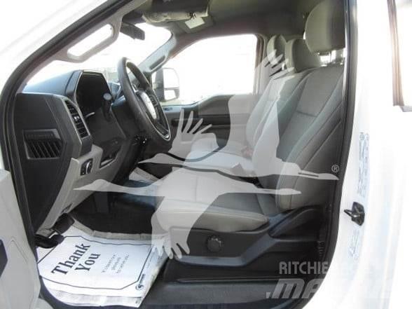Ford F550 Φορτηγά Kαρότσα με ανοιγόμενα πλαϊνά