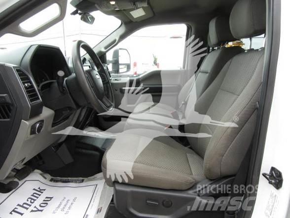 Ford F550 Φορτηγά Kαρότσα με ανοιγόμενα πλαϊνά