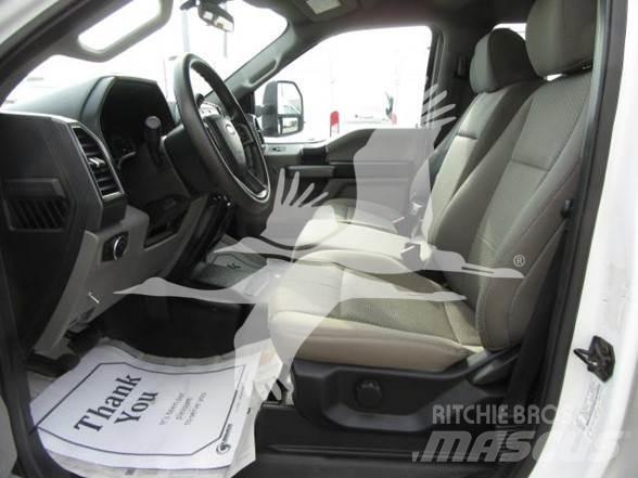Ford F550 Φορτηγά Kαρότσα με ανοιγόμενα πλαϊνά