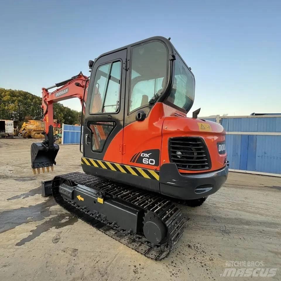 Doosan DX 60 Εκσκαφάκι (διαβολάκι) < 7t