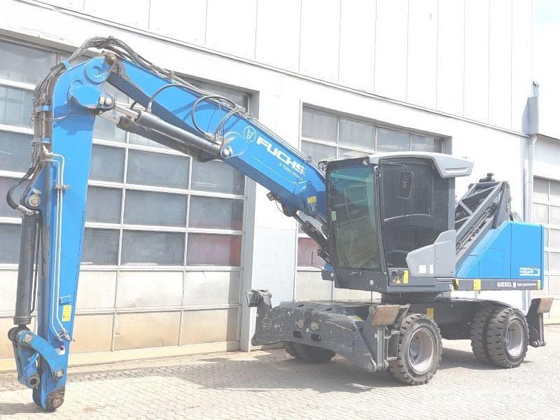 Fuchs MHL 320 F Βιομηχανικά μηχανήματα διαχείρισης αποβλήτων