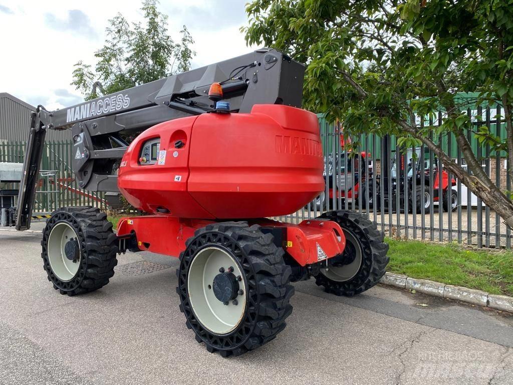 Manitou 200 ATJ Ανυψωτήρες με αρθρωτό βραχίονα
