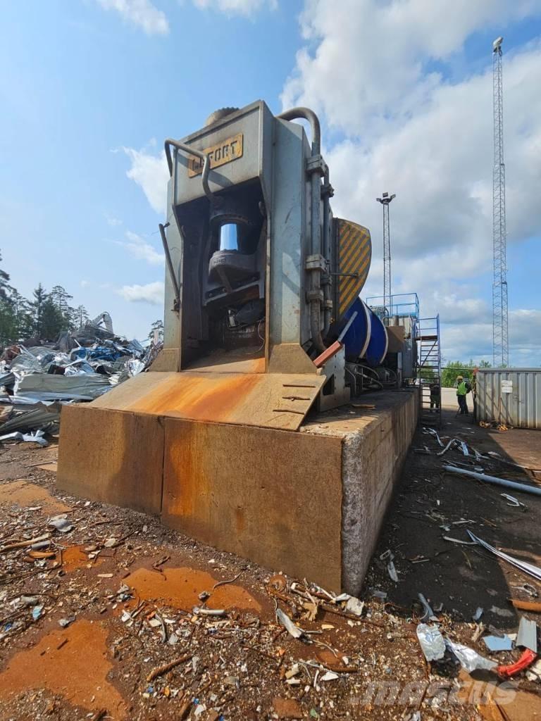 Lefort 850 Βιομηχανικοί δεματοποιητές
