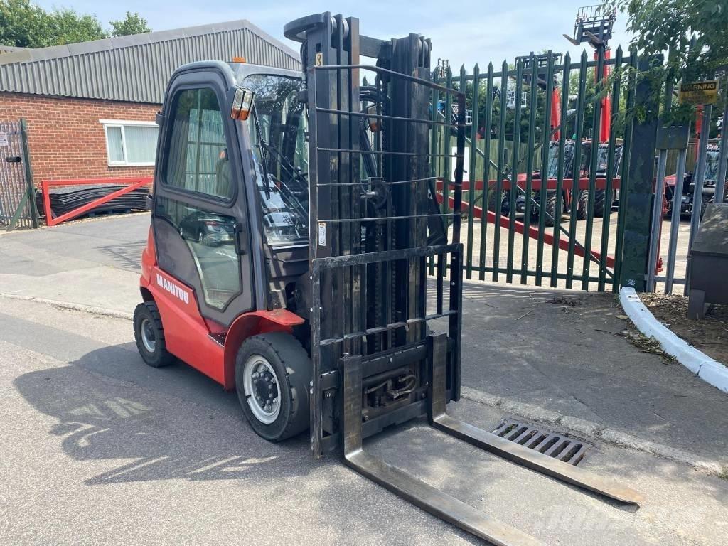 Manitou Mi25D Πετρελαιοκίνητα Κλαρκ