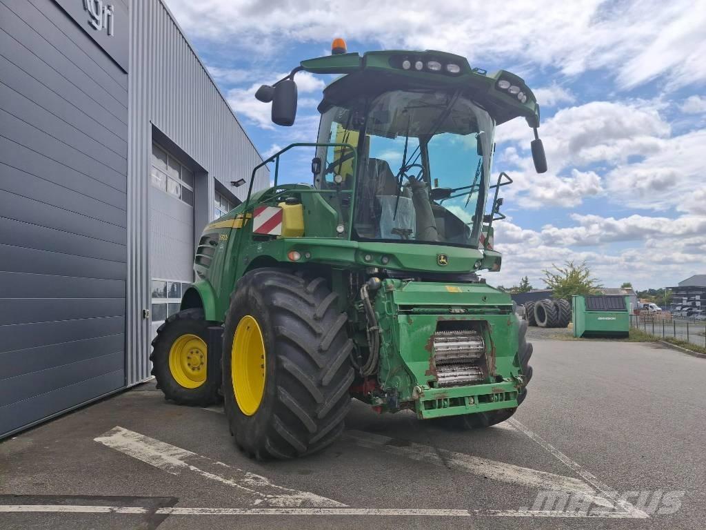 John Deere 7300 i Μηχανές χορτονομής