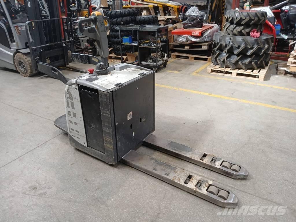 UniCarriers PLP 200 Χειροκίνητο περονοφόρο ανυψωτικό με πλατφόρμα
